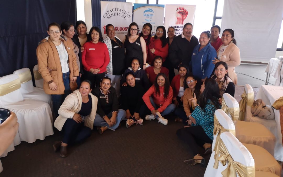 “Mujeres al Poder”, evento realizado en la ciudad de Riobamba, con el valioso auspicio del Centro de Solidaridad